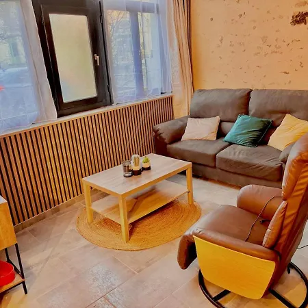 Maison Independante Renovee, Sejour Detente Assure Conlie